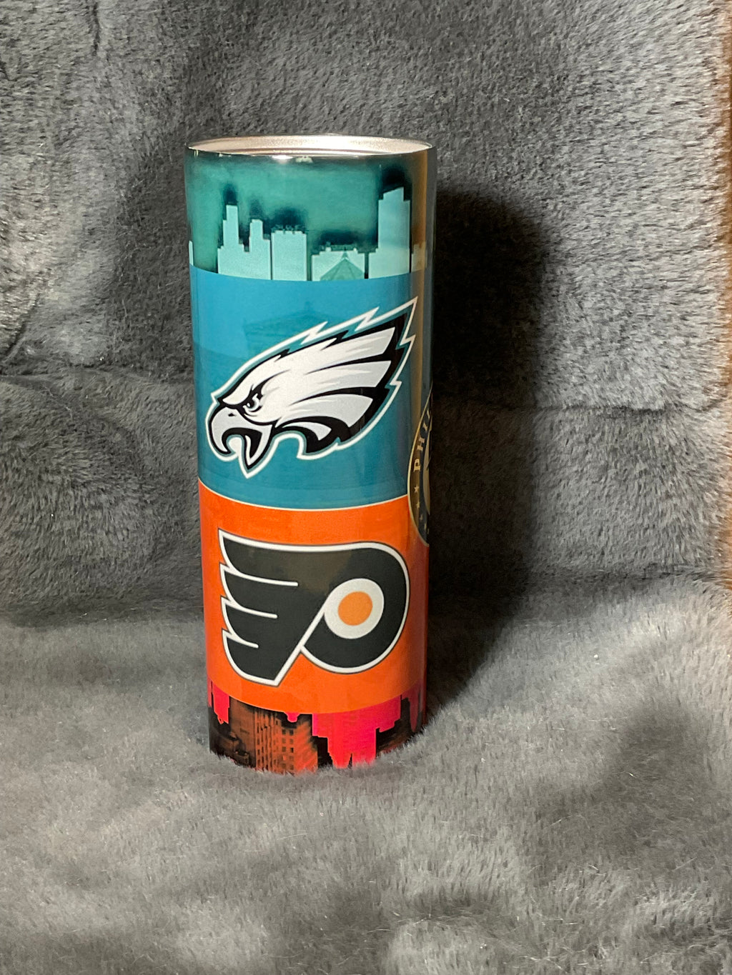 Philadelphia Sports Pride 20 oz Skinny Tumbler