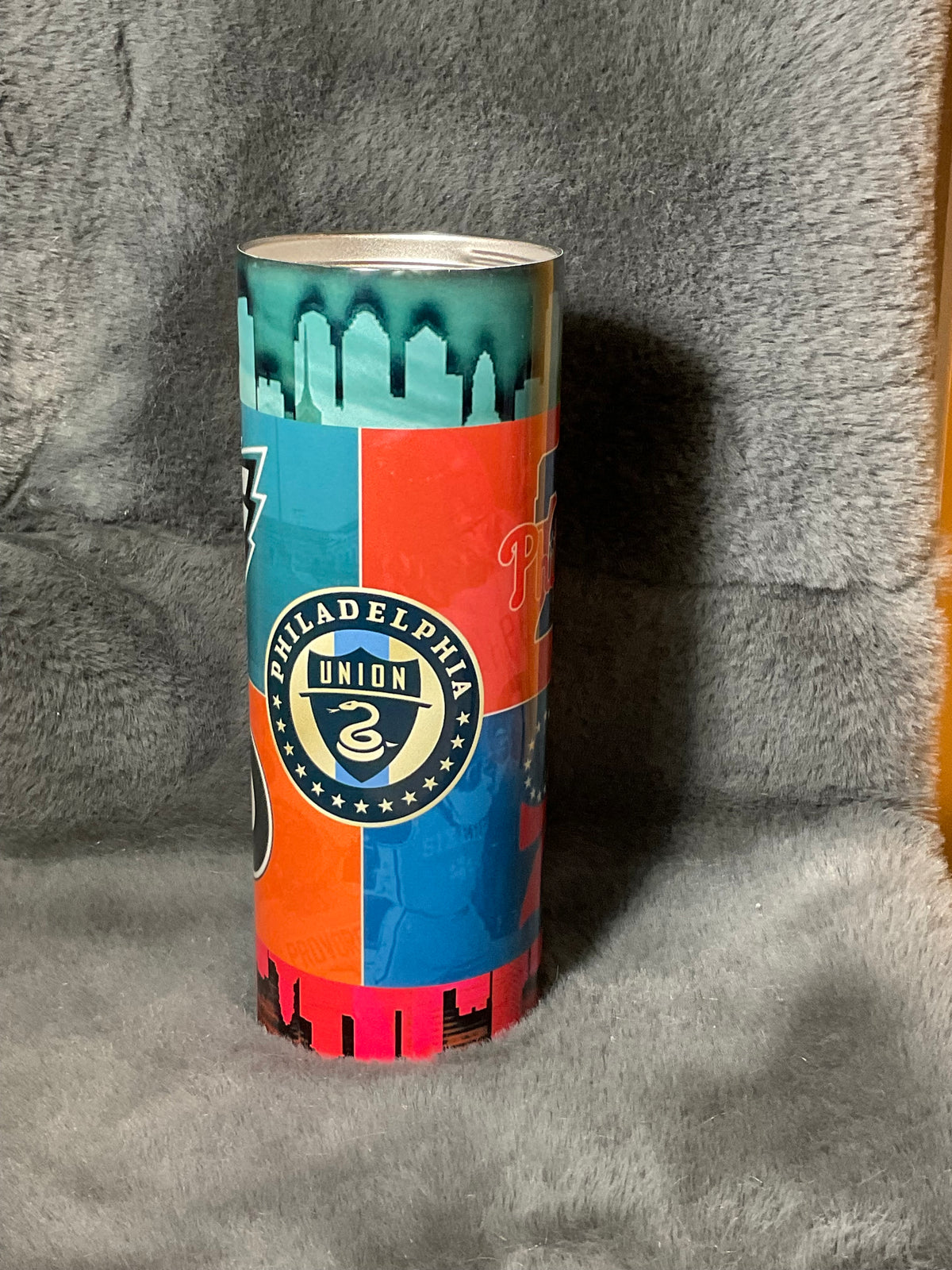 Philadelphia Sports Pride 20 oz Skinny Tumbler