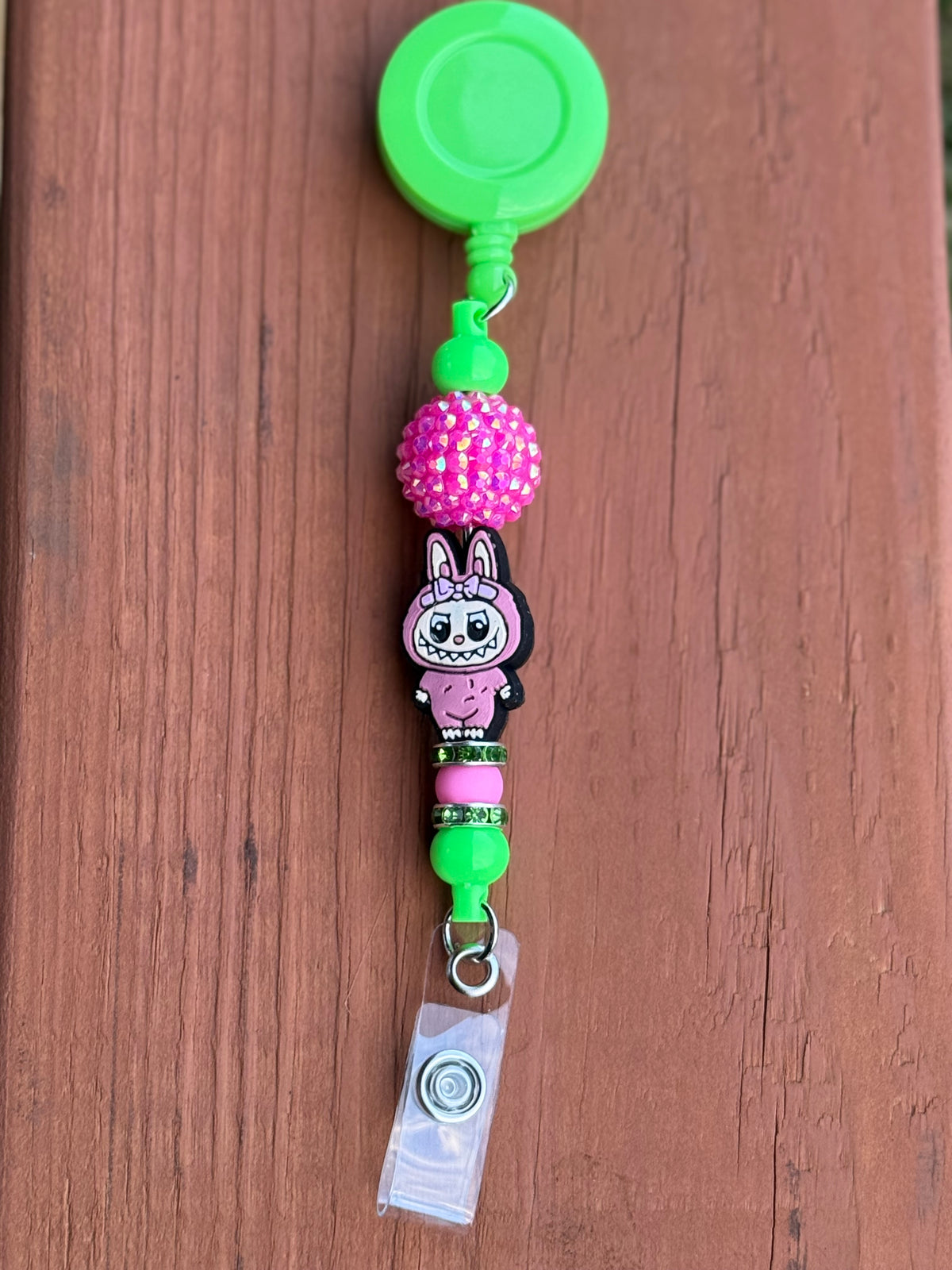 🪪 Retractable Beaded ID Holders